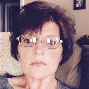 Meet your Posher, Helen